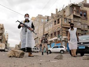 انفجارات عنيفة تهز صنعاء إثر غارات جوية للتحالف السعودي