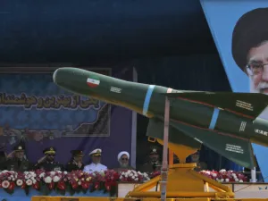إيران: جاهزون لحرب شاملة وهذه وجهة صواريخنا الدفاعية