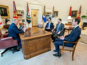 وزير المالية التركي يلتقي ترامب حاملا رسالة من أردوغان