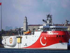 تركيا تعتزم إرسال سفينة تنقيب إلى شرق المتوسط مجدداً وسط خلاف مع اليونان