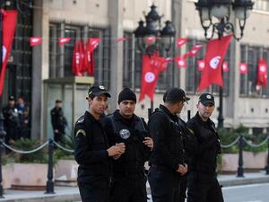 تمديد حالة الطوارئ في تونس حتى أبريل المقبل