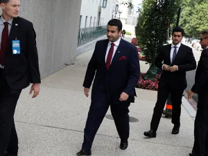السعودية: الحوثي يتجاهل دعواتنا لحل سياسي في اليمن