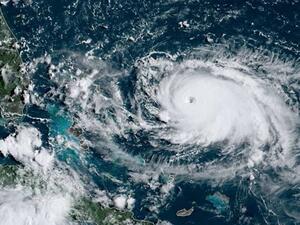 "دوريان" يضرب جزر الباهاما ليتحول لثاني أقوى أعاصير الأطلسي