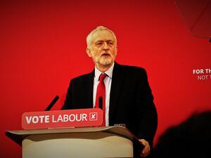 زعيم حزب العمال البريطاني يدعم استفتاء ثانيا على اتفاق جديد للبريكست