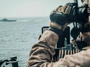 سفينة حربية أمريكية تعبر مضيق تايوان في ظل توتر مع الصين حول كورونا