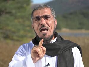  السلطات السعودية منعت الشيخ سلمان العودة من الاتصال بعائلته خلال العيد