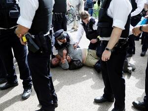 شرطة لندن تلقي القبض على 19 شخصا خلال احتجاج على التباعد الاجتماعي