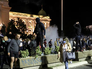 وزير الداخلية الصربي يتحدث عن "محاولة انقلاب"