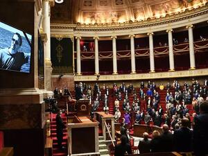 اتهام 6 أشخاص بـ"التواطؤ في قتل" المدرّس الفرنسي