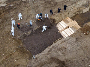 حوالي 4 آلاف وفاة إضافية "مرجّحة" بفيروس كورونا في نيويورك