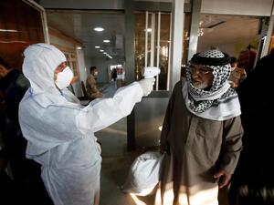 الكويت تعلن إيقاف صلاة الجمعة والجماعة في المساجد بسبب كورونا           