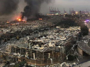 مجلس الدفاع الأعلى في لبنان يوصي بتولي الجيش مسؤولية الأمن في بيروت "المنكوبة"