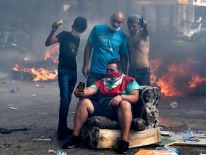 آلاف الطلاب يتظاهرون في مناطق لبنانية عدة