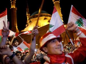 متظاهرون يتعهدون بمنع عقد جلسة للبرلمان وانتشار أمني كثيف وسط بيروت