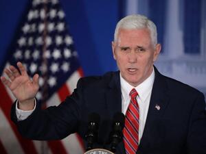 مايك بنس نائب الرئيس الأمريكي