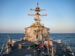 المدمرة أمريكية