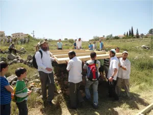 مستوطنون إسرائيليون ينشئون بؤرة استيطانية جديدة شرقي القدس