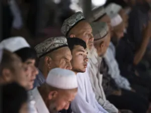أمريكا تفرض قيودا على منح تأشيرات لمسؤولين سبب الأقليات المسلمة