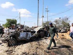 إصابة 9 أشخاص في هجوم بقنبلة في العاصمة الصومالية