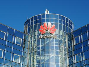 وثائق تظهر دور هواوي في شحن أجهزة أمريكية محظورة إلى إيران