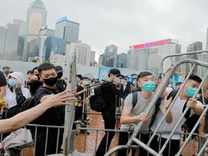 شرطة هونغ كونغ تعتقل 6 خلال احتجاجات