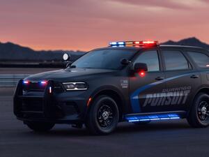 دودج تكشف عن دورانجو وتشارجر Pursuit المخصصة للشرطة