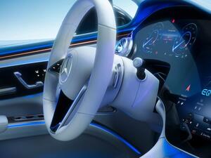 مرسيدس تنشر صور داخلية EQS الفاخرة