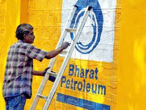 الهند تخفض اعتمادها على النفط السعودي 