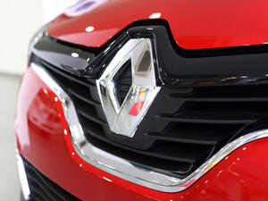 رينو الفرنسية تسجل خسارة تاريخية قدرها 8 مليارات يورو في العام 2020