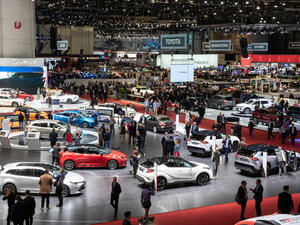 أبواب معرض جنيف الدولي للسيارات تغلق بسبب كورونا