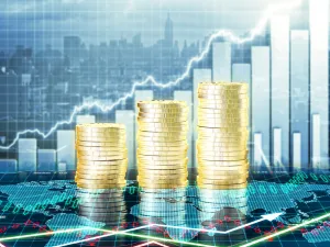 الذهب يقفز بفعل تنامي الطلب على الملاذات الأمنة