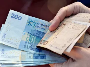 التوقعات مبنية على متوسط مفترض للمحصول وزيادة الصادرات وإجراءات حكومية لزيادة إيرادات الضرائب والاستثمار