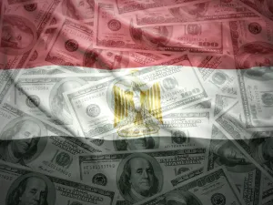 مصر ترفع سقف الضرائب رغم ضربات كورونا