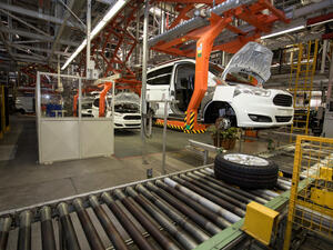 حذرت الدراسة من عواقب عالمية على سلاسل الإنتاج حال حدوث انهيار في الإنتاج، حيث تمثل الصين إحدى أكبر الدول المصدرة لأجزاء السيارات؛ مثل المكابح والإلكترونيات والهياكل والإطارات