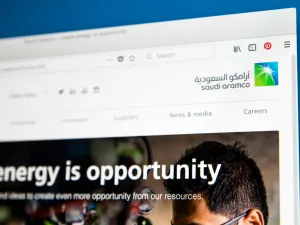 تنضم شركة أرامكو إلى حساب المؤشر العام "تاسي" ومؤشر قطاع الطاقة، بحسب منهجية "السوق المالية السعودية" من بداية تداولات جلسة الأربعاء المقبل