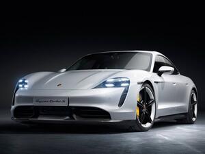  أول نسخة من بورش تايكان الكهربائية تصل إلى السعودية