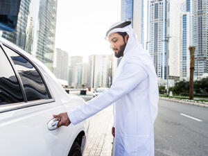 مبيعات السيارات في الإمارات ترتفع 50% خلال رمضان