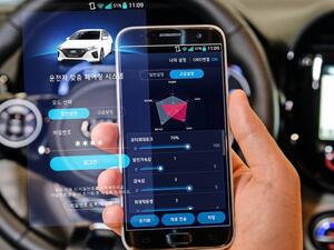 هناك أيضا إعدادات مقترحة من هيونداي و كيا تسمح للمستخدم بأن يرى أفضل الخيارات و التخصيصات التي يمكن تفعيلها وفقاً لطول الرحلة ومنها تفعيل أنظمة توفير الطاقة أو تقديم نظام القيادة الرياضية