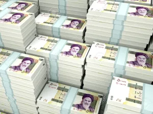 كانت العملة العراقية هبطت إلى 1226 دينارا للدولار عقب اندلاع التوترات في المنطقة منذ نحو أسبوعين عقب اغتيال قوات أميركية الجنرال الإيراني قاسم سليماني في بغداد