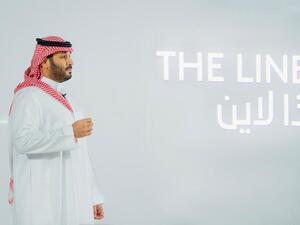 ولي العهد يطلق مشروع "ذا لاين" في مدينة نيوم  