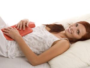 أبرز 10 أسباب لنزول دم قبل موعد الدورة بخمس أيام