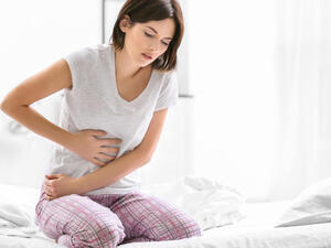 هل أعراض الحمل تشبه أعراض الدورة: أهم الفروق بينهما