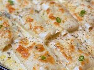 رولات اللازانيا بالدجاج والسبانخ والأرضي شوكي