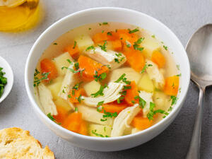شوربة الدجاج للوقاية من فيروس كورونا