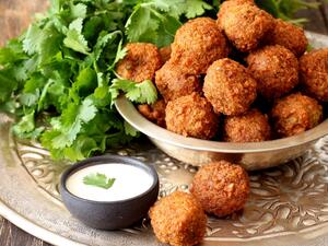 طريقة عمل الفلافل بالبيت