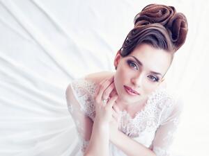 يجب على كل عروس العناية ببشرتها وشعرها باستخدام أحدث الماسكات يجب على كل عروس العناية ببشرتها وشعرها باستخدام أحدث الماسكات