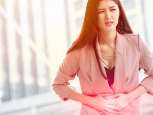 من أعراض متلازمة الدورة الشهرية تقلب الحالة المزاجية 