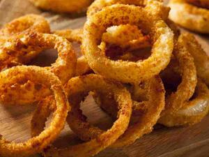 حلقات البصل المقلية 