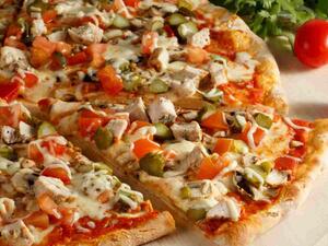 البيتزا بالدّجاج 