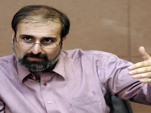  عبدالرضا داوري المستشار الاعلامي للرئيس السابق محمود احمدي نجاد